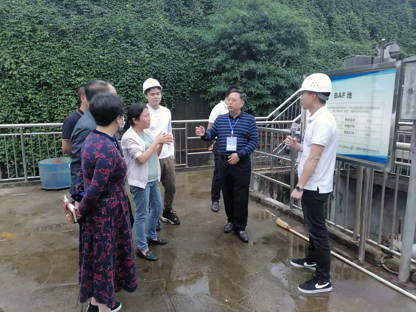 考察組一行高度認(rèn)可裝配式污水廠